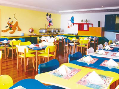 Le Meridien Limassol Spa - Mickeys Childrens Restaurant