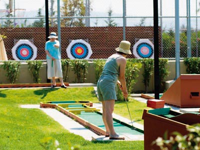 Le Meridien Limassol Spa - Crazy Golf & Archery