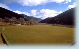 Montana Club Hotel - Football Field