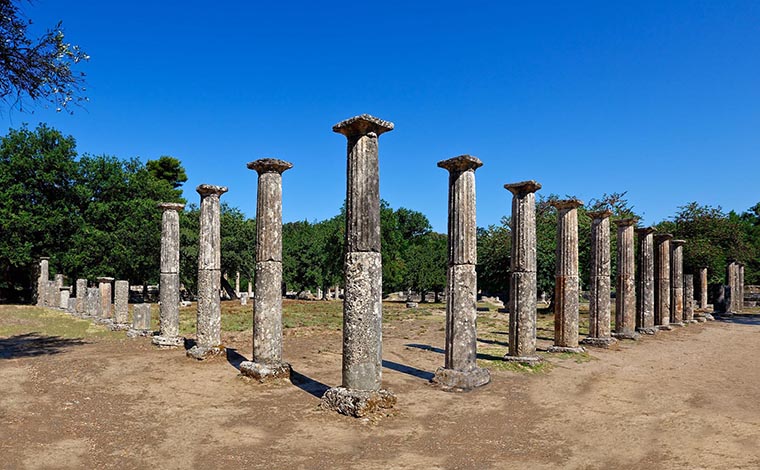 5 Day Classical Tour of Greece: Epidaurus, Nafplio, Olympia, Delphi, Meteora
