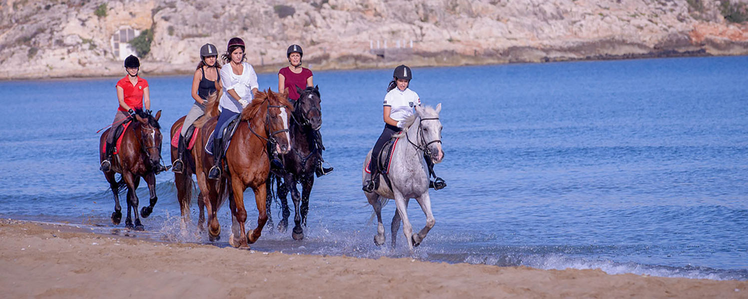 Horse riding in Chersonissos on the beach