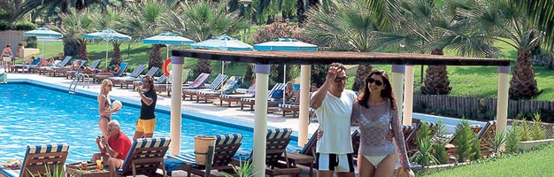 Exclusive Services and Facilities - Swimming Pool - Sani Beach Club